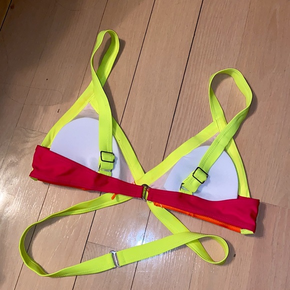 Two Piece Neon BIKINI - Picture 6 of 7